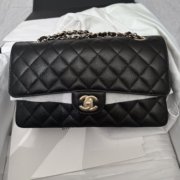 CHANEL Double Flap Classic Jumbo Caviar Gold hardware - Picture 1 of 16